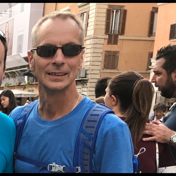 Meet your Posher, Robert - Picture 1 of 1